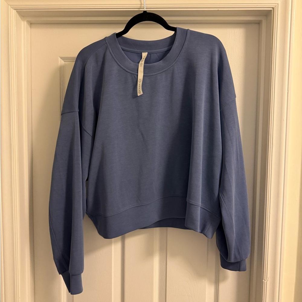 EUC Luluemon Softstream Cropped Crewneck Pullover
